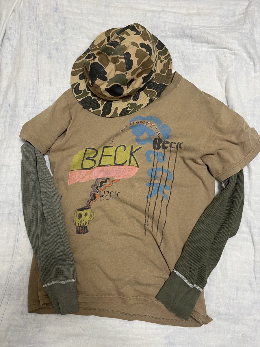 nextone1977's tweet photo. キカイダーみたいなサーマルを使って秋っぽく♪ Hat : Camouflage Hat
Inner : Thermal
T-shirt : BECK 
Bottoms : Carhartt ダブルニー
Shoes : VANS 
 #アメカジ #ワークスタイル #カーハートダブルニー #古着 #靴好き https://t.co/8eSkqgaRAC
