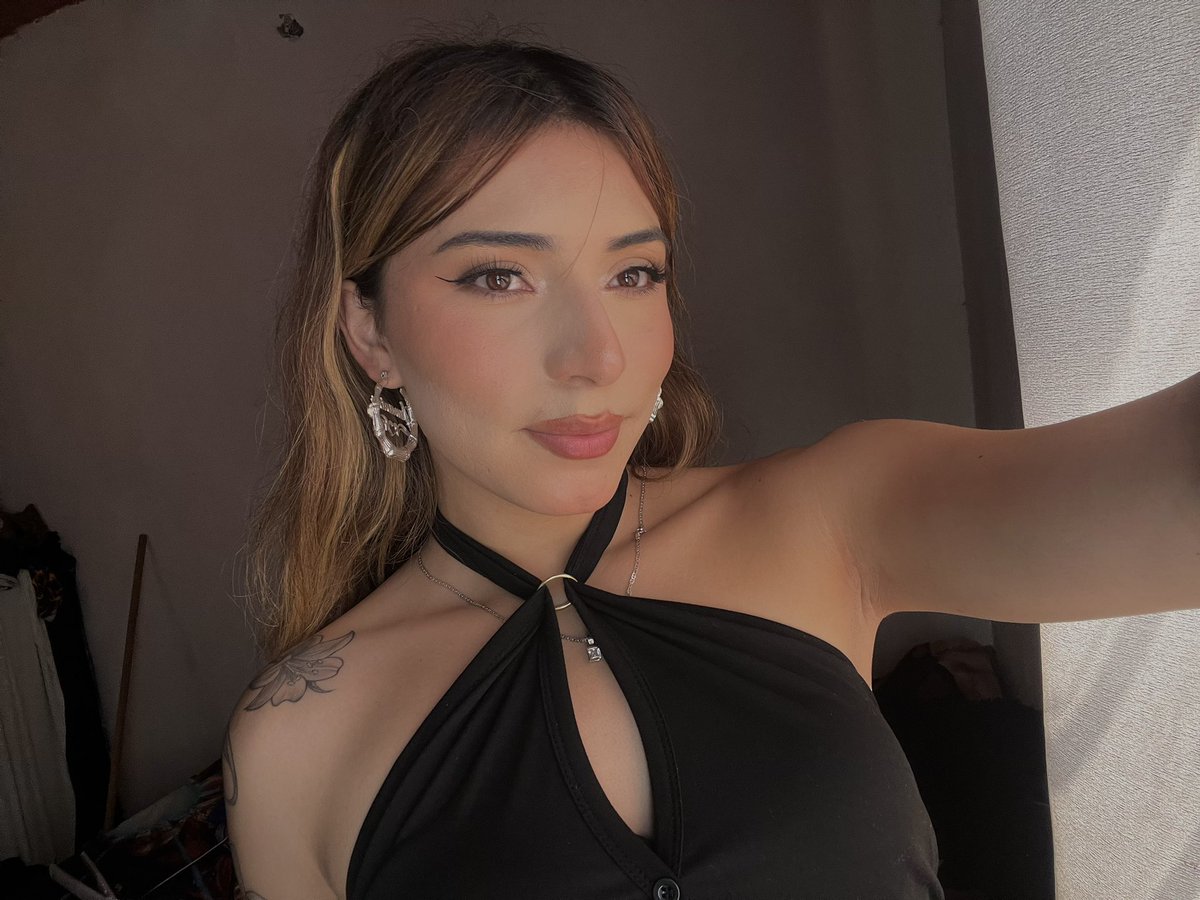 Bebeshitag91's tweet photo. 🔥🖤 https://t.co/gMcLlKH3Sf