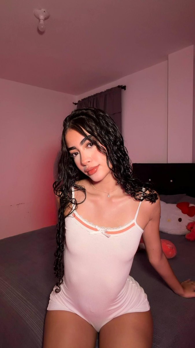 subtomycoils's tweet photo. @alannaboobie youd risk it all for one reply, huh 🖤 https://t.co/jGkZw3niZ9