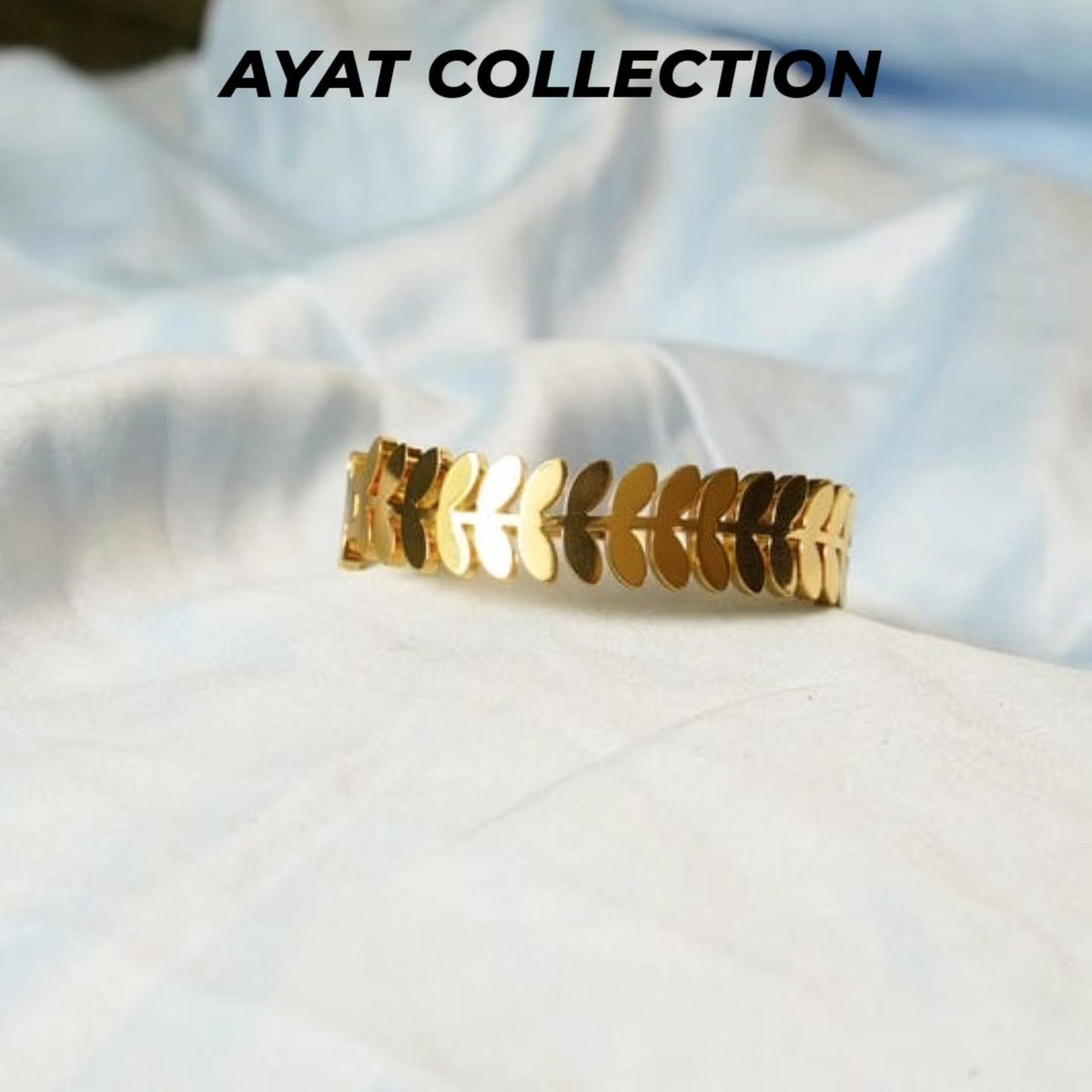 marcolennert's tweet photo. AYAT COLLECTION

New Arrival: Leaf Link Bracelet

100% original stainless steel with a premium leaf link design and gold-plated finish. Anti-tarnish, water-resistant, lightweight, and elegant for daily wear. Price: 820 RS
Limited pieces left. https://t.co/7fZGofp6BS