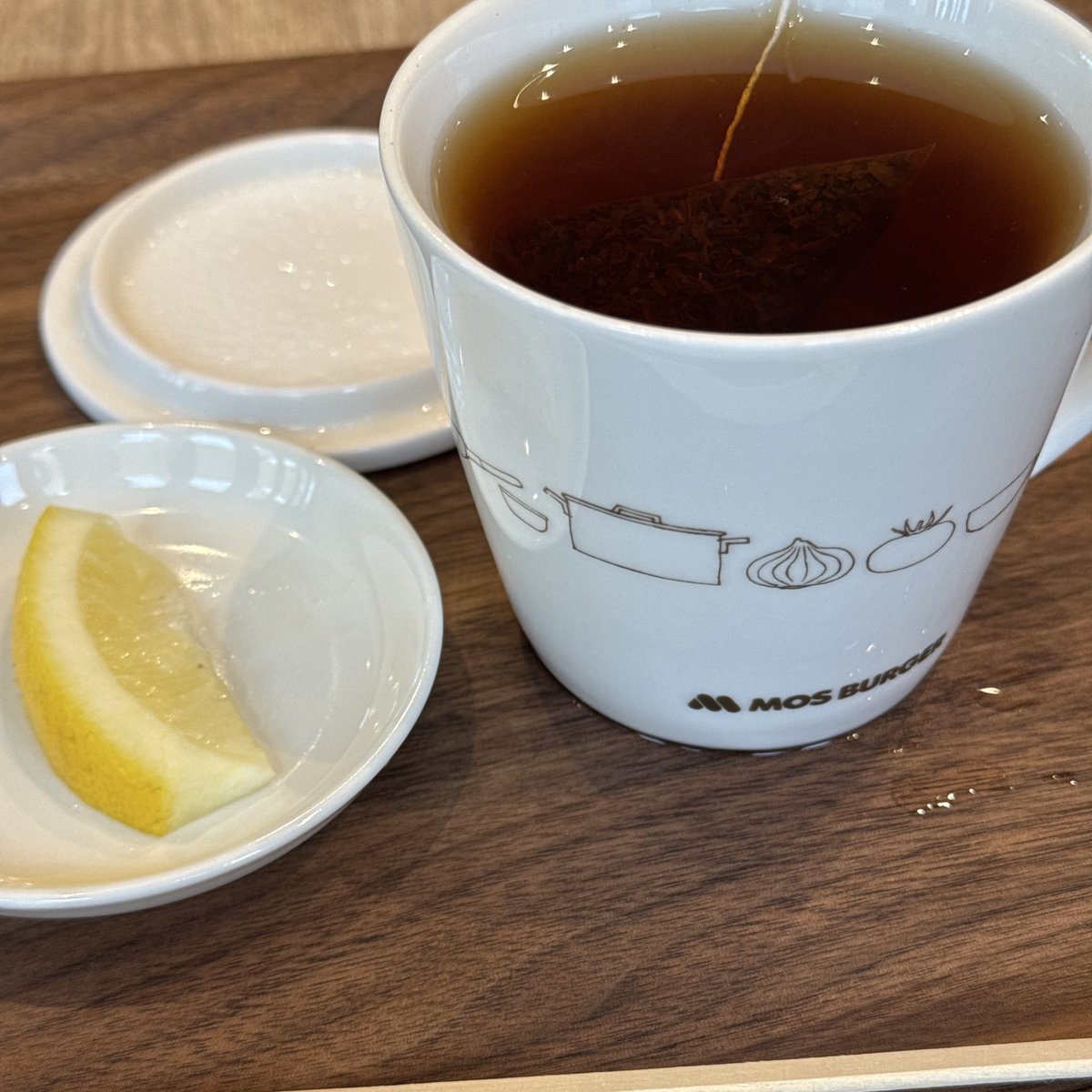 opR11s's tweet photo. 🌧️ 9月26日(土) 朝の東京多摩エリア

朝モス中　☺️ https://t.co/nmKnZWNksP