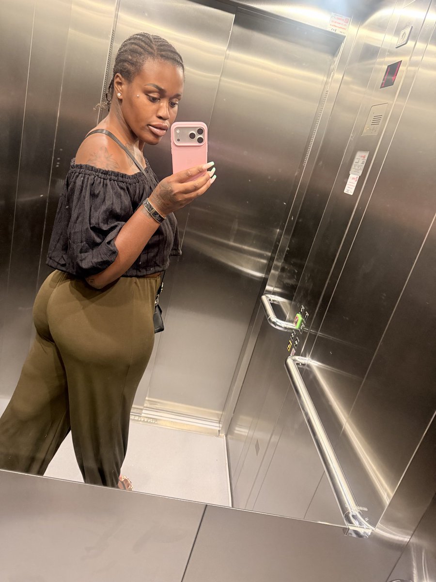 Candytqd's tweet photo. Don’t forget to PayPal your Goddess!! https://t.co/7tBHUi0sha