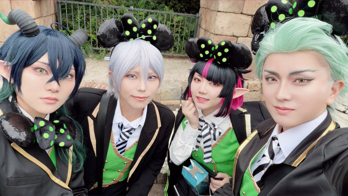 yobosuke's tweet photo. 【Dハロ/twst仮装】
今日はディアソで🚢インパ🎃✨️✨️ https://t.co/Q2Wx0Reg1P