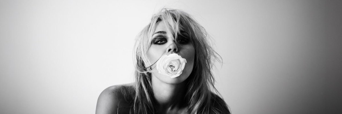 imalexcolon's tweet photo. CHART UPDATE: #1 on the ALEX charts is too close to call due to the excellence of bass persuades. The race is between REDLIGHTS, Different Religion, and Orbit.  Less than 500 streams currently separate the Top 3. 
We are holding today's chart until we have more complete info. https://t.co/5SD4arn9RZ