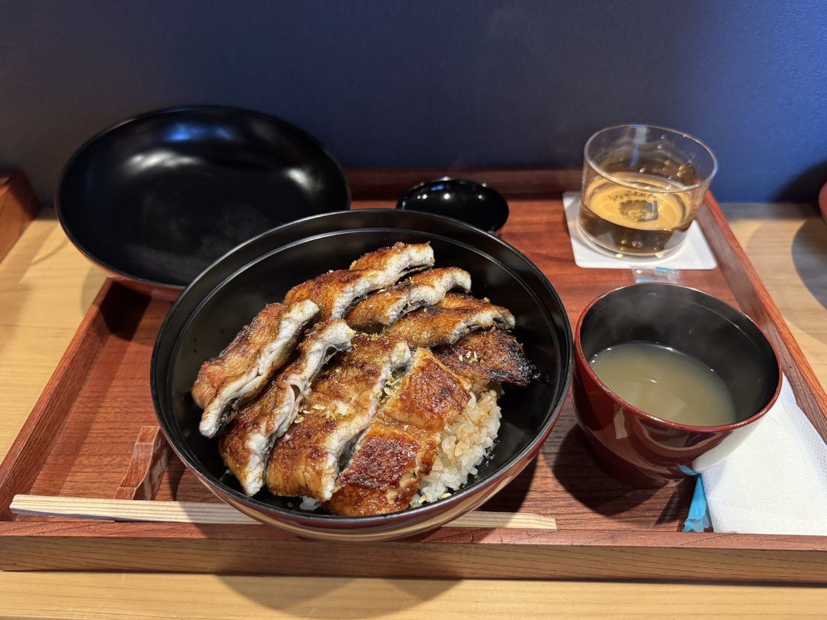 sugitake0725's tweet photo. 朝うなぎ https://t.co/03h2PmTpRr