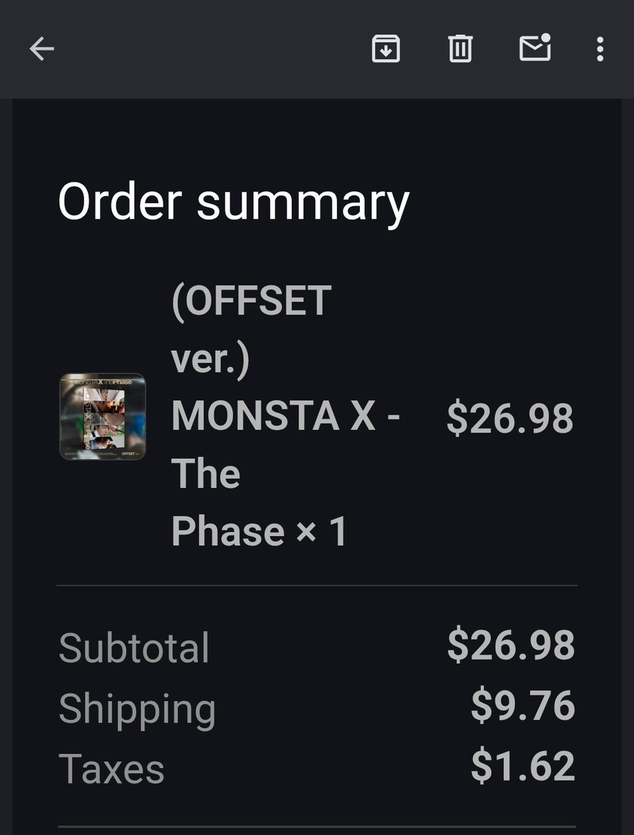 ArenMoo's tweet photo. Did something I haven't done since 2019.... bought a k-pop album https://t.co/aKBFFfRmnI
