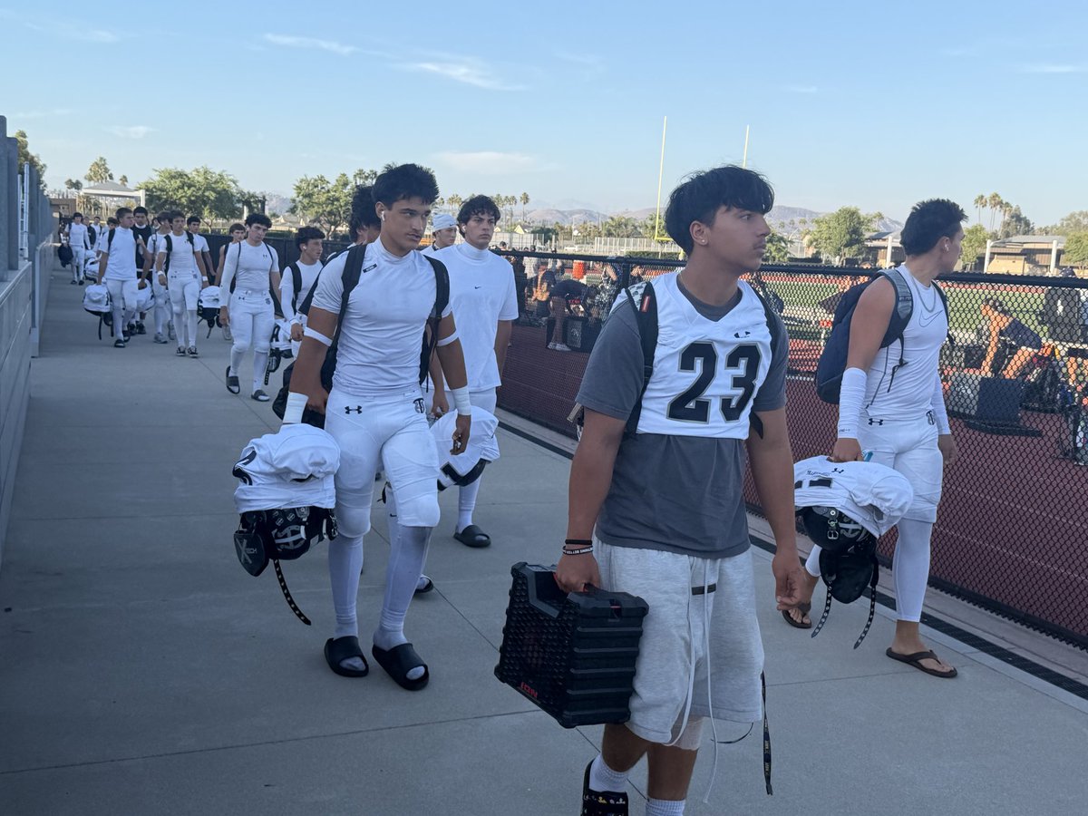 FernandoMDonado's tweet photo. One hour away from GAMETIME!
@OCSportsZone 2026 🏈 #FNL #WeekFIVE @THHSMustangs 🩶💙🆚 @elmodenafb ❤️💛 from Fred Kelly Stadium
Coverage coming on our FREE website https://t.co/fNSrRvzDg7
@TimBurtIrvine
📸©️: @FernandoMDonado, For OC Sports Zone https://t.co/CFi06SiRHd