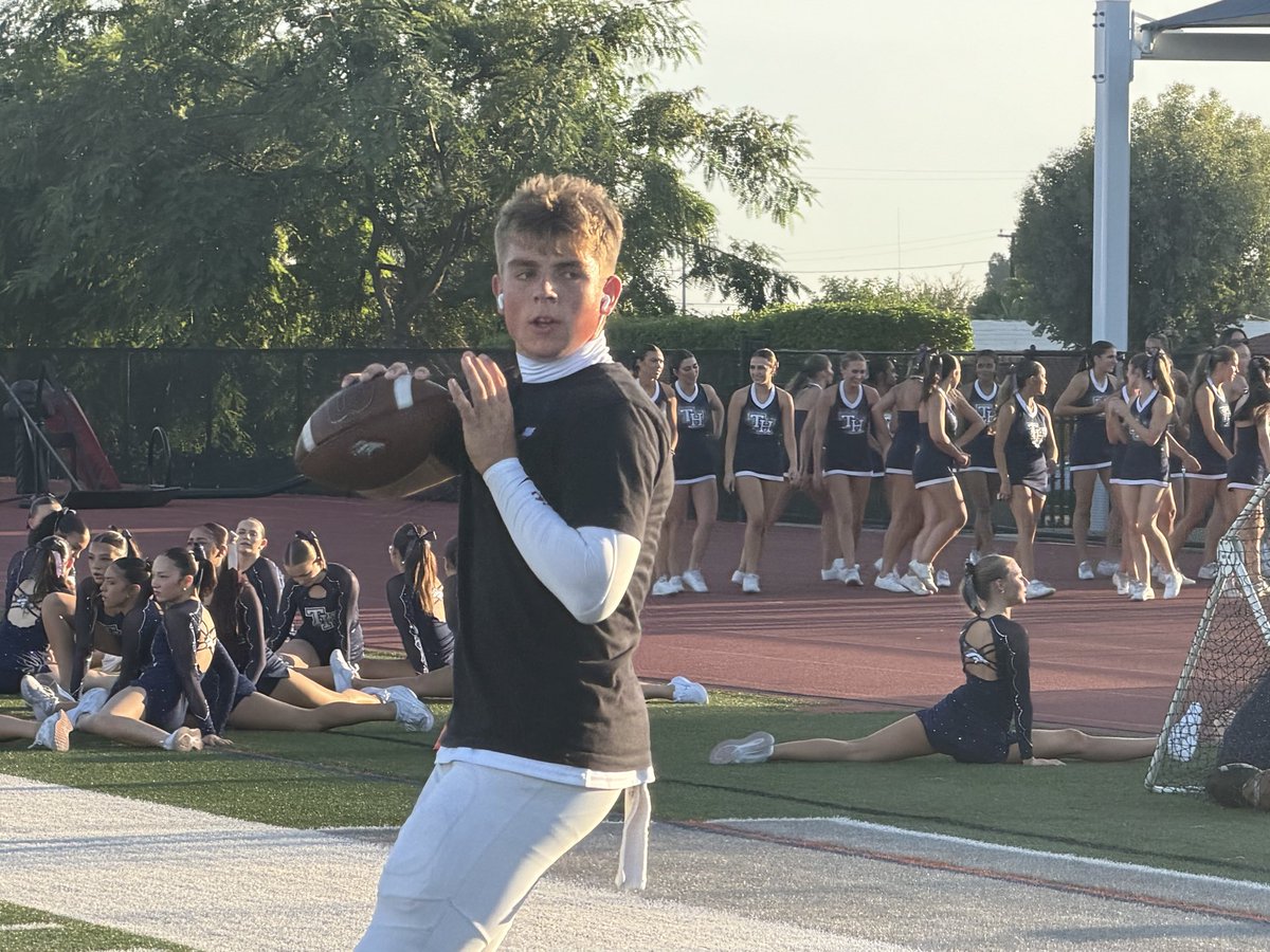 FernandoMDonado's tweet photo. One hour away from GAMETIME!
@OCSportsZone 2026 🏈 #FNL #WeekFIVE @THHSMustangs 🩶💙🆚 @elmodenafb ❤️💛 from Fred Kelly Stadium
Coverage coming on our FREE website https://t.co/fNSrRvzDg7
@TimBurtIrvine
📸©️: @FernandoMDonado, For OC Sports Zone https://t.co/CFi06SiRHd