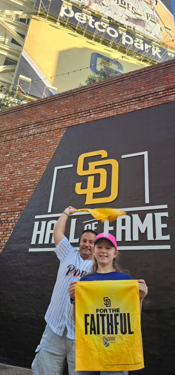 DSallese2's tweet photo. #forthefaithful https://t.co/eR7S1SuRNN