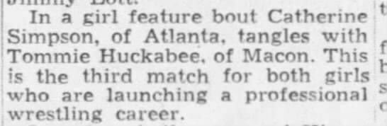 Marcos_editor_0's tweet photo. Recortado de
O Daily News-Journal
Murfreesboro, Tennessee
Qui, 6 de nov de 1947 · Página 1
The Lady angel vs Catherine Simpson 
#LadyAngel #CatherineSimpson #Wrestling 
Recortado de
A Constituição de Atlanta
Atlanta, Geórgia
Sexta-feira, 26 de dezembro de 1947 · Página 9 https://t.co/zvBvUKaUOf