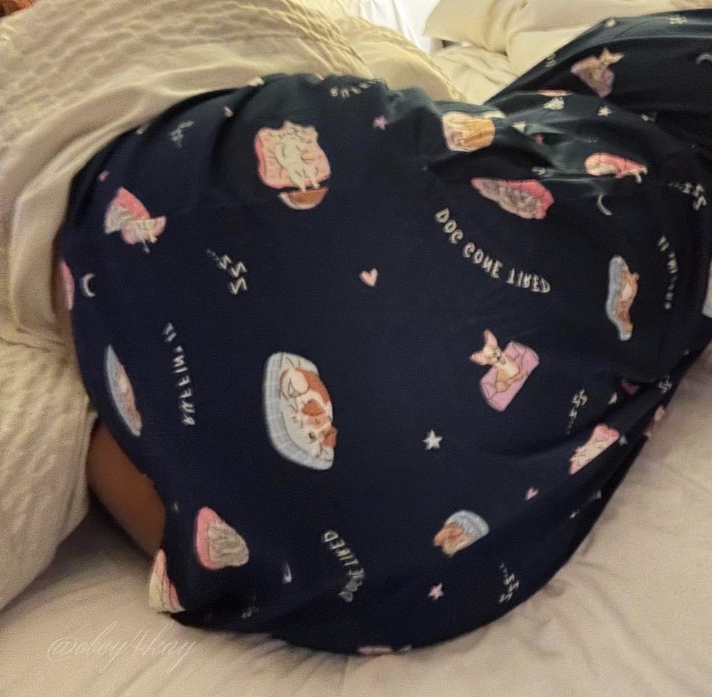Queen112999's tweet photo. 🙈🙈🙈🙈🍑 https://t.co/0foK9YAK4m