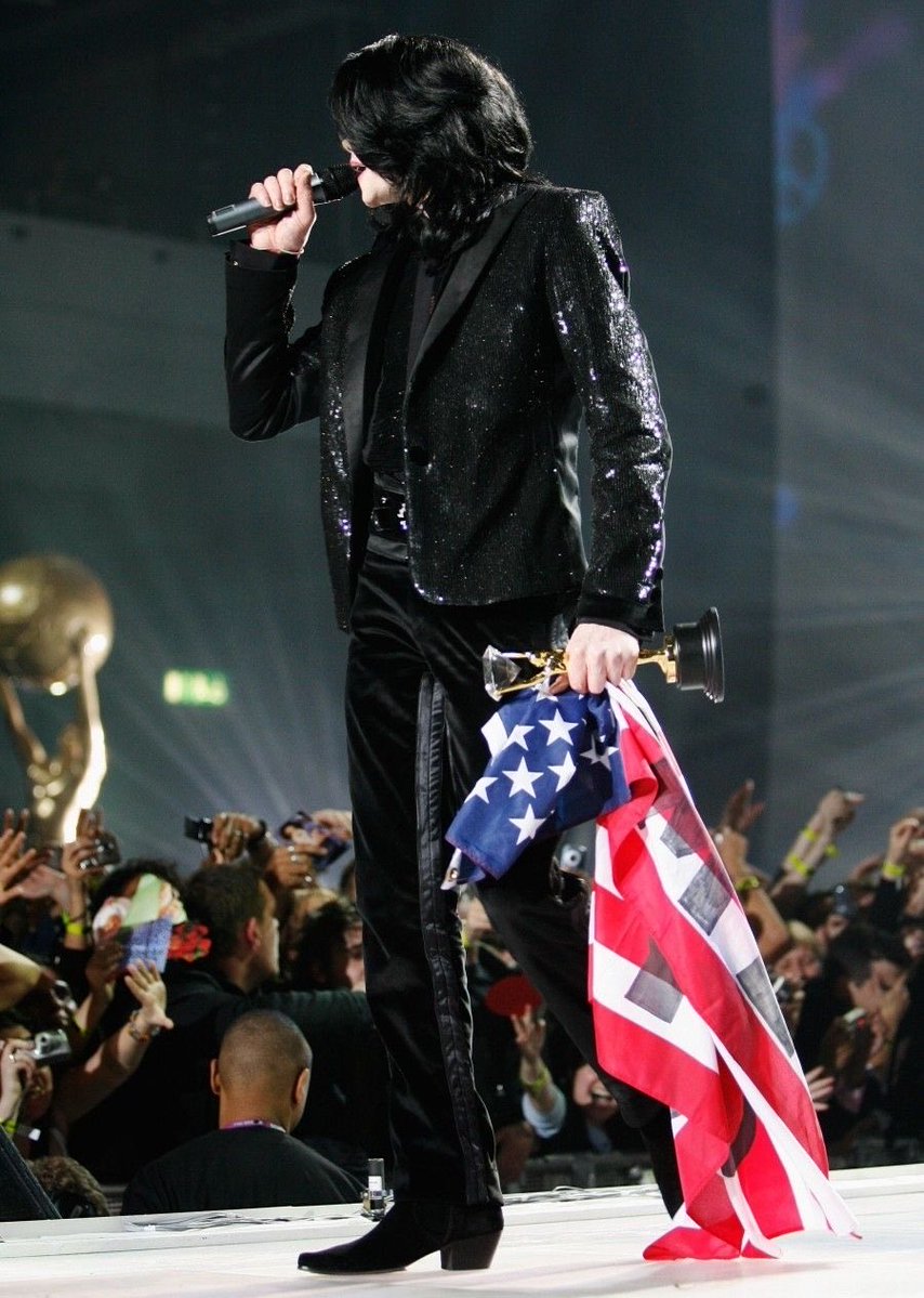 furtheraduu's tweet photo. Anyways… Michael is a proud Black American who paved the way for all African Americans! He is a trailblazer for us and made HISTORY! Thanks! https://t.co/WKKk9XFIW1