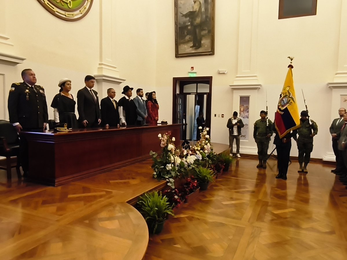 CorteTungurahua's tweet photo. ¡105 años administrando justicia en Tungurahua!

En el salón de la ciudad se desarrolló la Sesión Solemne, en conmemoración de los 105 años de creación de la @CorteTungurahua. El Dr. @IvnGarzn1, Presidente de la institución, presidió el evento. https://t.co/xQnGE7mLks