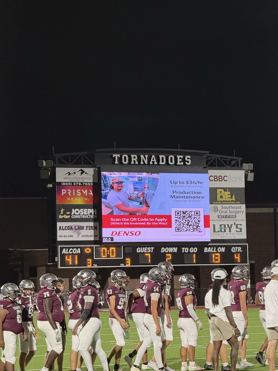 2HYPEsports's tweet photo. Getting their third region win, and staying undefeated, the Alcoa ๐ช Tornadoes defeat the Fulton ๐ฃ Falcons 41-7. #TooHype @NFHSNetwork #AlcoaTornadoes https://t.co/1AbhGAHUbz