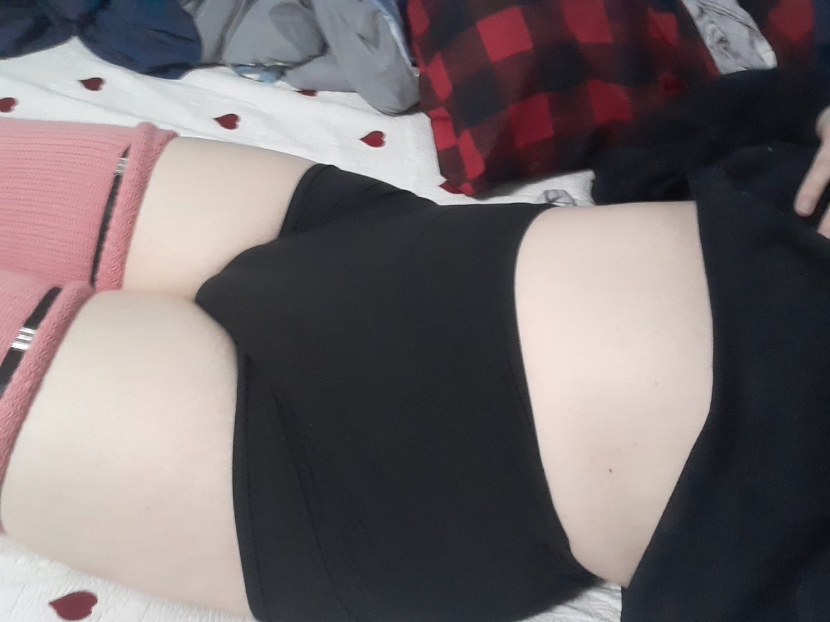 farmfreshasd's tweet photo. #Abdl #femboy Since the pole was only 75% in favor of nudes I shall compromise and post some clothed pics~ https://t.co/TWG5EBtuI0