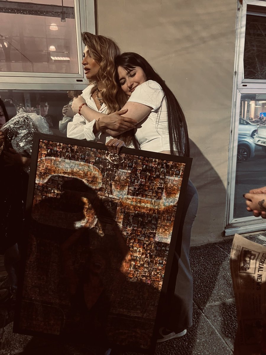 ChiaBeccar's tweet photo. Soy insoportable 😭🤣 te amo Solange👸🏼❤️😍  @SolangeAbraham https://t.co/dPIHwYnsOb