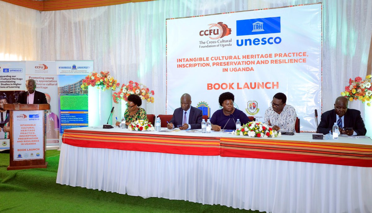 CCFU_NGO's tweet photo. In partnership with @kyambogou, @iuiuac, @umu_nkozi and @kabuniversity we successfully launched our landmark publication on Uganda's Resilient Intangible Cultural Heritage (ICH), a documentation on 8 vital ICH elements from communities across Uganda. https://t.co/CEzfpst3Lv