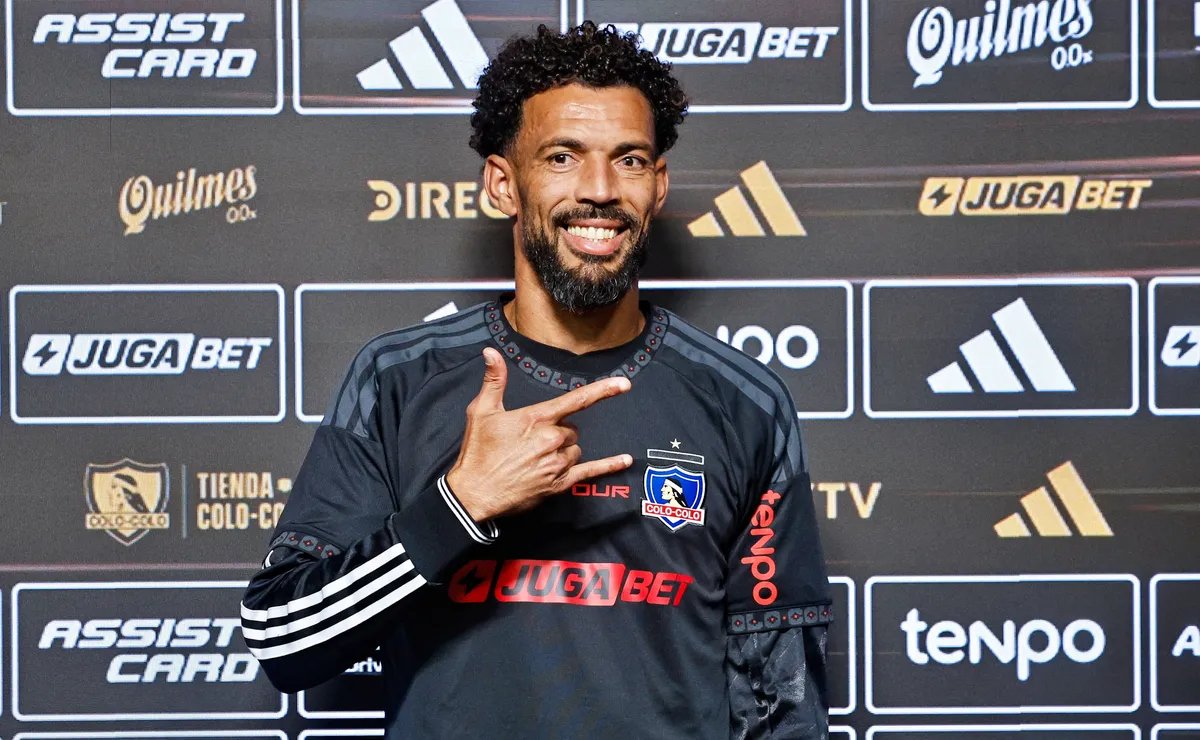 m_astla's tweet photo. Se les acabó el relato de la crisis de los 3 empates, ahora les doy una estadística totalmente opuesta a eso y favorable para Colo-Colo:

Lleva solo 2 goles en contra en los últimos 5 partidos, jugando con 3 arqueros diferentes. https://t.co/hMes1zaA2R