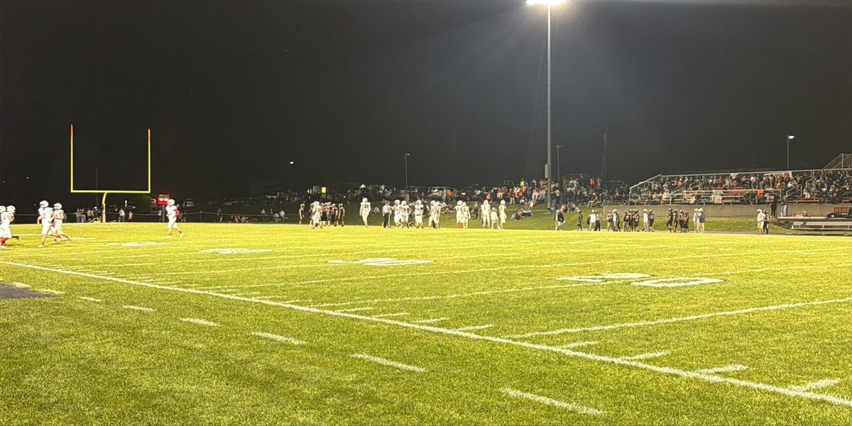 RobGuerin95's tweet photo. Great night for football in Vermont! ππ
Out on the recruiting trail tonight checking out Middlebury Union HS vs. Mount Anthony Union HS.
Excited to see some of the talent the 802 has to offer! π
#VTFOOTBALL #VTSUCastleton #VTvsEVERYONE #TEAM18 #FRIDAYNIGHTLIGHTS https://t.co/Zd5ykKqTcT