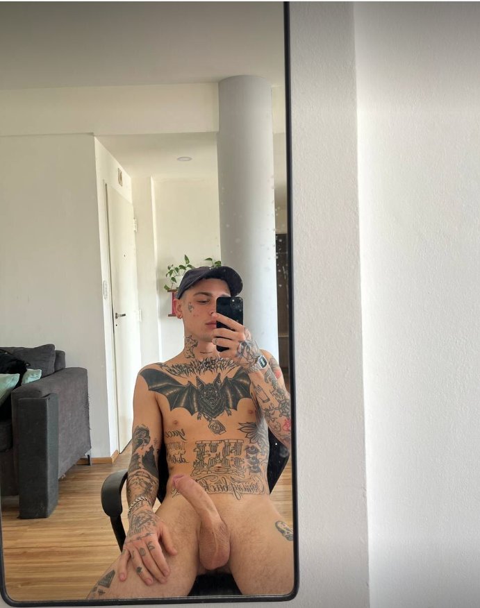 Levicoop28's tweet photo. A little preview for your timeline... the rest is waiting.😉

Message me https://t.co/nQ2e0D4NKP