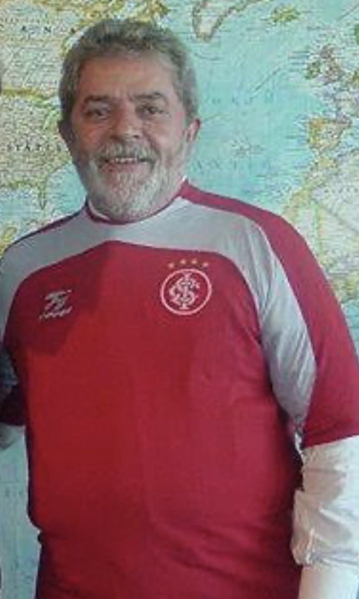 najladiniz's tweet photo. 🚨Lula proibiu as bets pro futebol brasileiro e seu campeonato acabarem logo e o Colorado não ser rebaixado! Repassem! 🚨 https://t.co/4gnpXB4GGo
