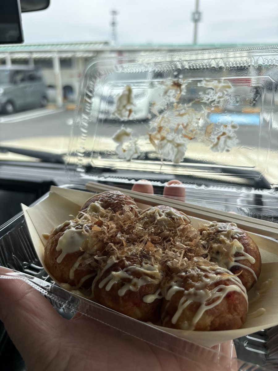 je2hsh1964's tweet photo. 昨日
A型の確保が非常に厳しいと
赤十字から献血のお願い電話があり
今朝行ってきました
唯一のボランティアです😅
A型Rh-
400mL https://t.co/3xtmyLUPmO