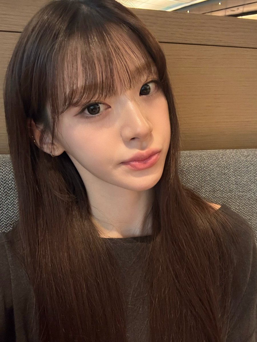 __vcuoqx's tweet photo. 20260925 세은 버블

셀메 너무 이쁘잖아    ♥︎
이러니 계속 좋아할 수밖에.. https://t.co/pWqcvom2G5