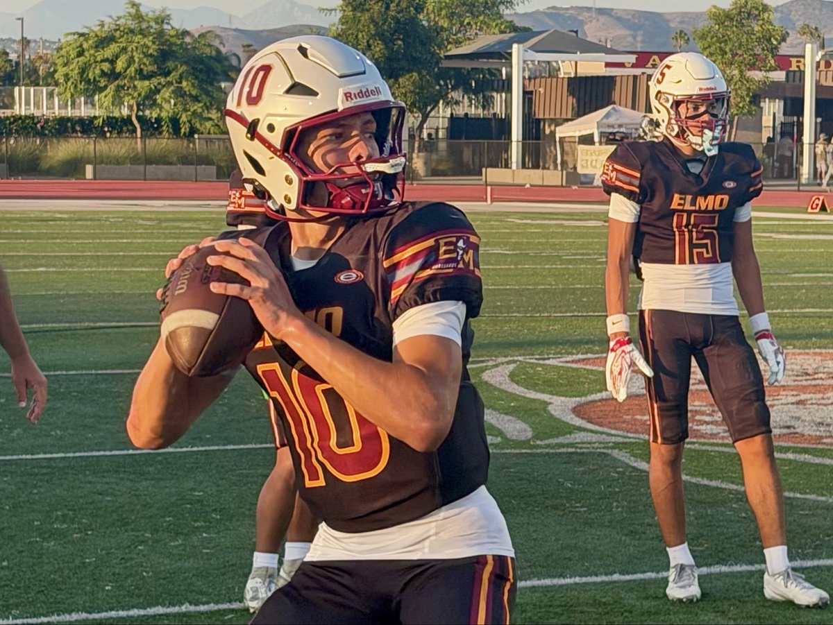 FernandoMDonado's tweet photo. Warmups are intensifying.
@OCSportsZone 2026 🏈 #FNL #WeekFIVE @THHSMustangs 🩶💙🆚 @elmodenafb ❤️💛 from Fred Kelly Stadium.
Coverage coming on our FREE website https://t.co/fNSrRvzDg7
@TimBurtIrvine @ElMoAthletics @TrabucoHillsAD
📸©️: @FernandoMDonado, For OC Sports Zone https://t.co/RF85f15mFH