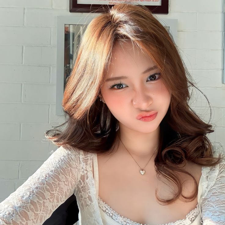 hotliveind's tweet photo. Dekat sedikit, jangan takut. 😻
#hot51 #hot51apk #hot51indonesia https://t.co/eeO2mMxXyC