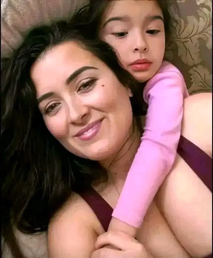 cotedepablo092's tweet photo. Am very sure my love is here 😍 ❤️ don't be shy or scared to text me privately love i want you more.. my telegram is also open 👇👇
https://t.co/aeRSGD2s6l https://t.co/TnLgFfjSOM