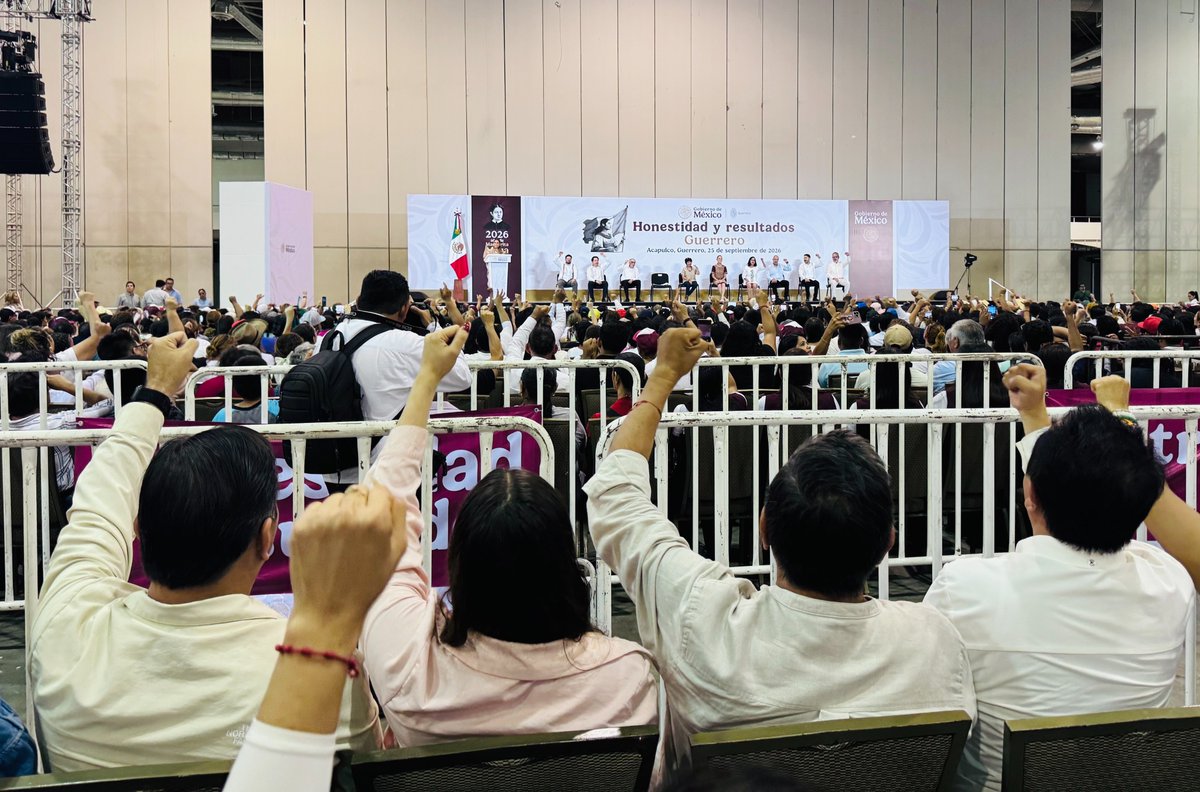t_afapp's tweet photo. El día de hoy recibimos en Guerrero a nuestra Presidenta, Claudia Sheinbaum Pardo, en su gira de rendición de cuentas “Honestidad y Resultados" con motivo de su 2º Informe de Gobierno, acompañando a nuestra Gobernadora Evelyn Salgado Pineda y al Ing. Félix Salgado Macedonio. https://t.co/0Gy4eqeF1N