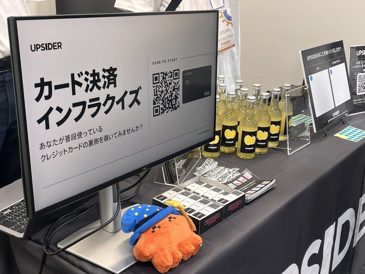 upsider_inc's tweet photo. ＼🏮ただいま出展中💳／

本日 #PEK2026 に出展しています🙌
#UPSIDER ブースでは「カード決済インフラクイズ」をご用意！
日々何気なく使っているクレジットカード決済の裏側を、クイズ形式で楽しく学べます！
ノベルティもぜひゲットしてみてください🍎
#PEK2026 #UPSIDER_Tech https://t.co/jk5C1a0RqP