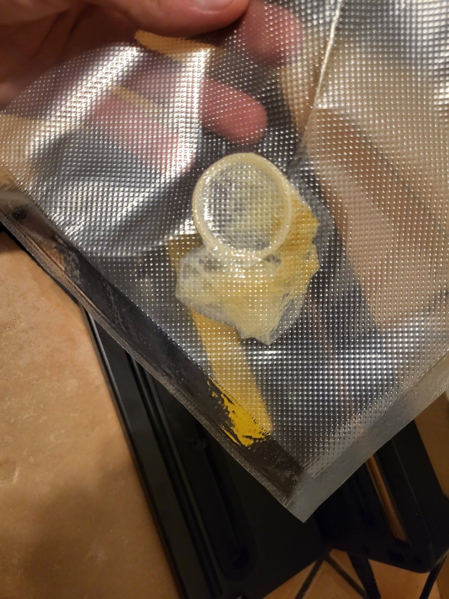 Catfishfindomgo's tweet photo. And then we have K, our new human trash bin.

He buys us the vacuum machine to pay for our fucks and enjoy the fruits of it. And even knowing that Rav and I will be long-distance, he still decides to handsomely pay for my jerk-off sessions and feed on them while he waits 🤣

finD https://t.co/PUofst4EAt