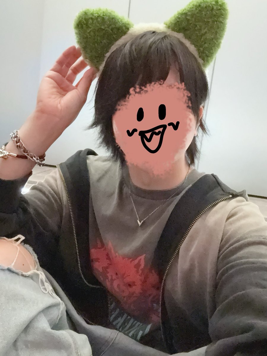 hamukara2512's tweet photo. た〜ぶん逆じゃない??
あっきぃくんあざといな〜( ¯ᵕ¯ ) https://t.co/uwIdMYGLWE