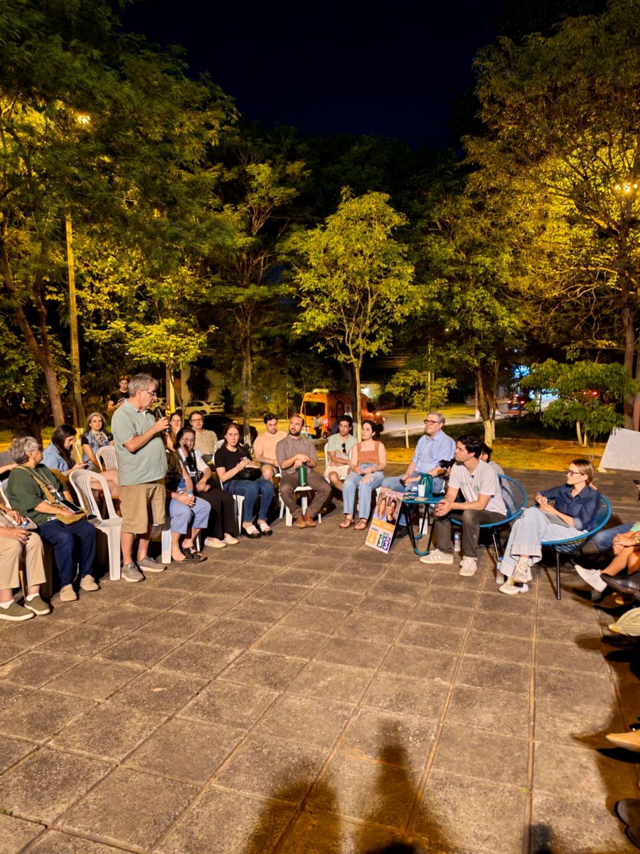 FilizzolaRafael's tweet photo. Escuchando a los vecinos y vecinas, junto a @MauriMaluff y @SoleNu, porque el compromiso es construir una Municipalidad que responda a las necesidades de la gente.
¡El cambio está cerca!
@MauriMaluff concejal. Lista 3 Opción 3
@SoleNu intendenta. Lista 4.
#EsHora #EsSole #SoleSolución