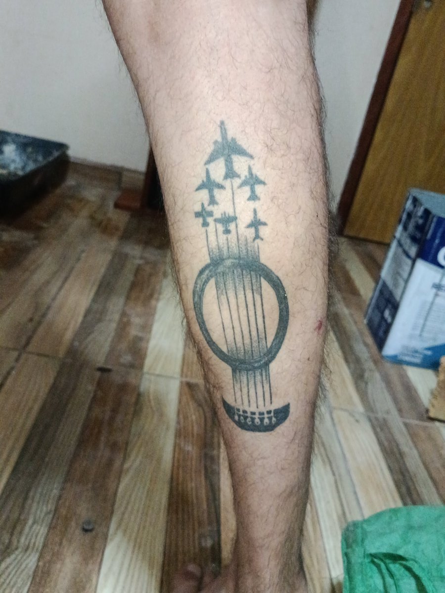 TiagoAndradeBH's tweet photo. @avioesemusicas Lito, eu sou daqueles velhos ranzinzas, chatos. Mas vc me comove, me inspira e me faz querer voar mais longe. Toma essa ae, q vc tem boa parcela, viu! Abraços na Mila e no Malone, vc eh um farol, meu querido! Um dia vou te encontrar! https://t.co/4yA3Ra8KoH