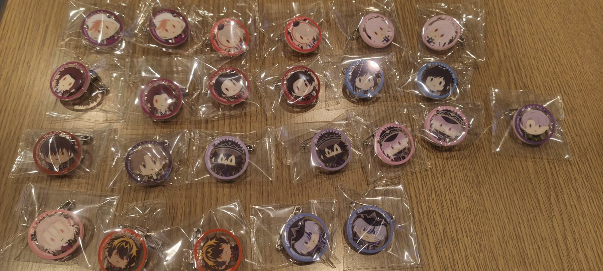 ariduki_g's tweet photo. 交換 譲渡 刀剣乱舞 御伴散歩 フリューくじ

求
B賞 後家、桑名
C賞 二筋樋
定価+送料

譲
A賞 長義、南海、肥前
B賞 和泉守
C賞 三日月、鳴狐、信濃、物吉、謙信、日光、姫鶴
D賞 明石、太鼓鐘、亀甲、小竜、山姥切、山伏、堀川、髭切、千代金丸、北谷菜切、治金丸、福島、笹貫、実休、面影、三郎 https://t.co/xMgp6XbuA0