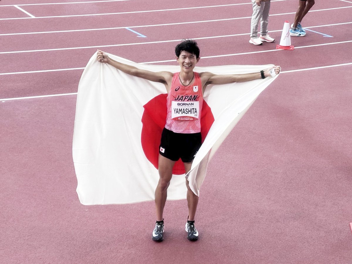 jaaf_official's tweet photo. /／
【#アジア大会】
男子最初の金メダルはマラソン🥇
\＼

◆男子マラソン
1位🥇🇯🇵#山下一貴（三菱重工）
2時間10分49秒

11位🇯🇵#吉田祐也（GMOインターネットグループ）
2時間18分33秒

応援ありがとうございました🇯🇵🙌

📺#TBS 系列 ※#TVer リアルタイム配信
⚡U-NEXTでライブ配信
【CH1】https://t.co/vhKOfFEnNH
※会員登録が必要です。無料トライアルあり

📣選手への応援メッセージ大募集‼️
https://t.co/e50PE5sb8V
✅オンエア情報など特設サイトでチェック
https://t.co/NPQIbPc2Bk

#愛知名古屋2026 #TEAMJAPAN #ともに一歩踏み出す勇気を #JAAF #陸上
