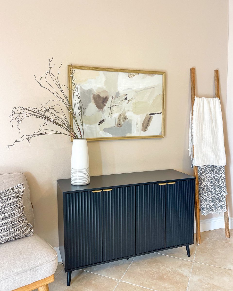 ariawilliamsved's tweet photo. Your home is your biggest asset—make its first impression count. At Flourish Staging, we transform empty rooms into emotional connections that inspire higher offers. Our pay-at-close program helps maximize your equity without upfront costs. https://t.co/Vzveb39X1K