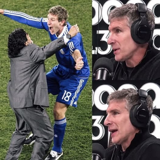 MotivacionesF's tweet photo. MARTIN PALERMO: "Hay una anécdota que viví con Diego y nunca olvidaré. No había jugado para la Selección desde 1999. Y en 2008, cuando yo tenía 34 años, me lesioné los ligamentos de la rodilla derecha.

En ese momento ni siquiera sabía si iba a volver a jugar al fútbol. Pero me recuperé a principios de 2009, y para entonces, por una de esas raras cosas del destino, Diego se había hecho cargo de la Selección Nacional. Y entonces, me llamó. No había jugado por una década con la camiseta argentina y de repente Diego me empezaba a dar partidos.

Así llegamos a la parte final de las Eliminatorias y yo me di cuenta de que podía ser parte. Nos encontramos con el partido en el que le tenemos que ganar a Perú en la anteúltima fecha para mantenernos con chances. Era un momento de crisis. Así que ahí estamos, jugando contra Perú, en Buenos Aires, y diluvia. Hacemos un gol.

Está todo dado para ganar 1-0. Y después llega el empate de Perú antes del final. Desastre. Estábamos terminados. Game over. La gente se empieza a ir del estadio, enojada. Y Diego, que había sido muy criticado en la prensa por sus tácticas, por llamar a un delantero viejo que todos creían terminado… ahora también está listo. Pero en tiempo de descuento, ganamos un córner. La pelota llega al área y me queda de frente. Gol.

Empiezo a correr como un loco, con todos los compañeros que me persiguen. El estadio explota. Diego también se manda corriendo al campo, se tira de cabeza y aterriza en el pasto mojado. Qué momento. ¡Qué noche!

Me gusta pensar que si mi vida fuera como una película, y la primera escena fuera una en la que estoy pateando una pelota, el final, cuando llegan los títulos, sería el de ese festejo de gol bajo la lluvia. Nunca juzgaría a Diego. Tuvo sus errores, seguro, pero vivió su vida y es así. Todo lo que me interesa es lo que Diego fue para mí y lo que me hizo sentir."