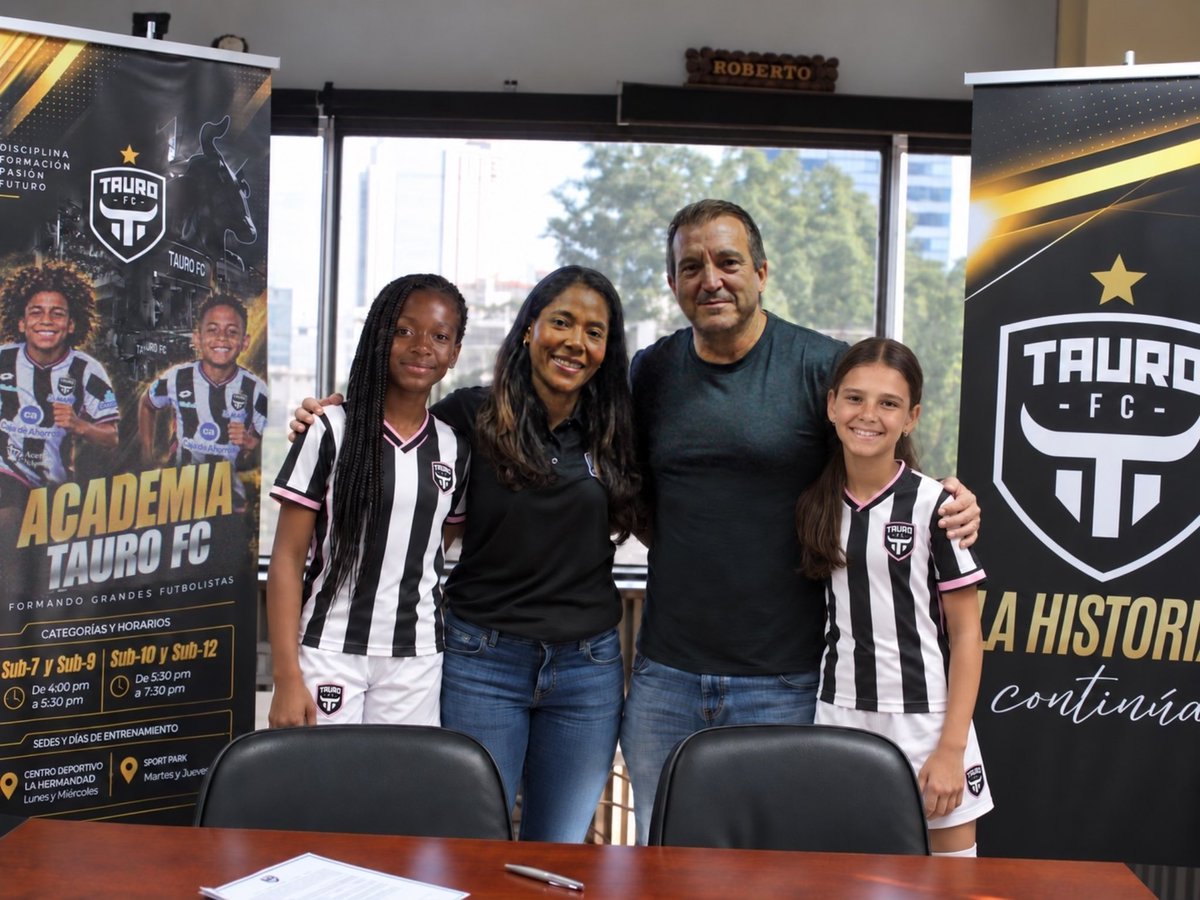 TauroFC's tweet photo. ⚽ ¡NUEVA ALIANZA PARA EL FUTURO DEL FÚTBOL FEMENINO! 🐂

Unimos fuerzas con JM Soccer para participar en el torneo Infanto-Juvenil con las categorías U-14 y U-16, fortaleciendo la formación de nuestras jugadoras 👧🏻🐃⚽️ https://t.co/I6rusCDrWd