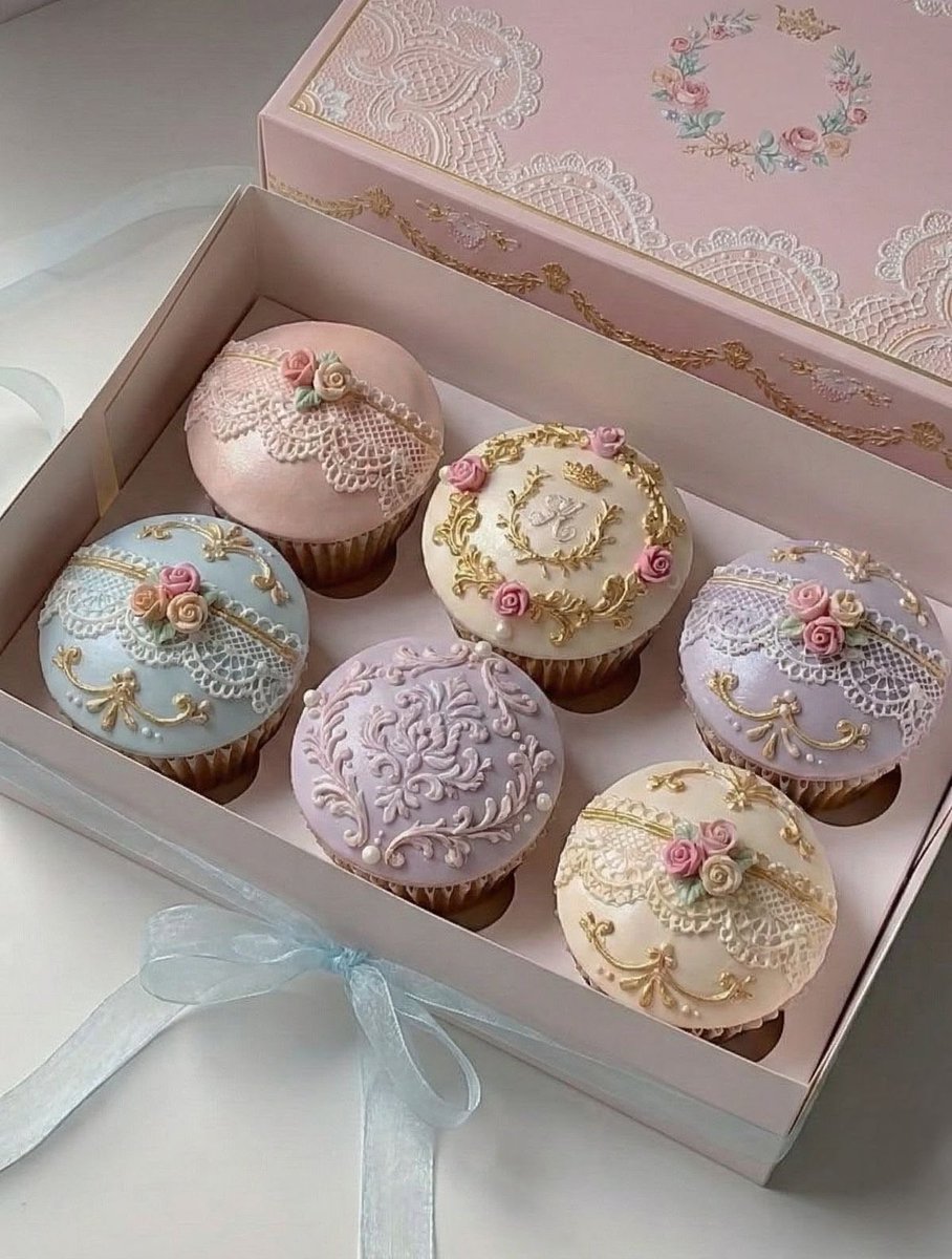 sofiafranco231's tweet photo. Que cupcakes les regalarán en su cumpleaños según su porcentaje? 🧁

This: 1% - 85%
That: 86% - 100%

WORDS FROM THE ORANGE HEARTS 
#DearENGENE
#BoycottHYBE_Financially https://t.co/yRkSn0letZ