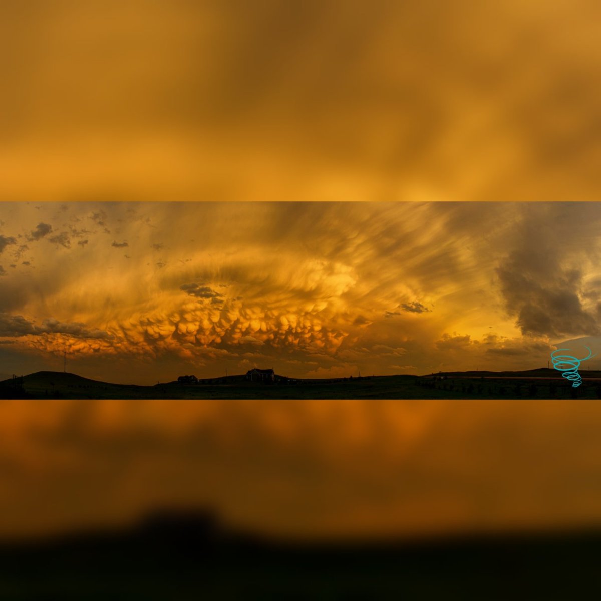 MitchelNBCMT's tweet photo. Title: Sunset Mammatus
Location: Cheyenne/Ranchettes, Wyoming
Date: July 4, 2019
#nature #naturephotography #canon #canonphotography #thunderstorm #storm #mammatusclouds #mammatus #weather #2019 #weatherphotography #cheyenne #CheyenneWY #sunset https://t.co/WWpYtwVoWN