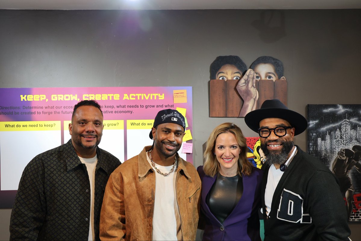 JocelynBenson's tweet photo. Had an incredible conversation this evening with @BigSean and creative leaders across Detroit about the future of Michigan’s creative economy.

From Motown to the DIA, creativity is in our DNA. I’m excited to be a steadfast partner in making Michigan the best place to live, work, and thrive as a creative.
