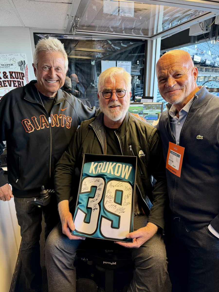 sharkvoice's tweet photo. What an honor it has been for #drewremenda and me to be part of @KrukowMike ‘s final weekend as a broadcaster for the @SFGiants Congratulations
Kruk! @SanJoseSharks @NBCSGiants  @OracleParkSF https://t.co/cnzBdGL3VJ