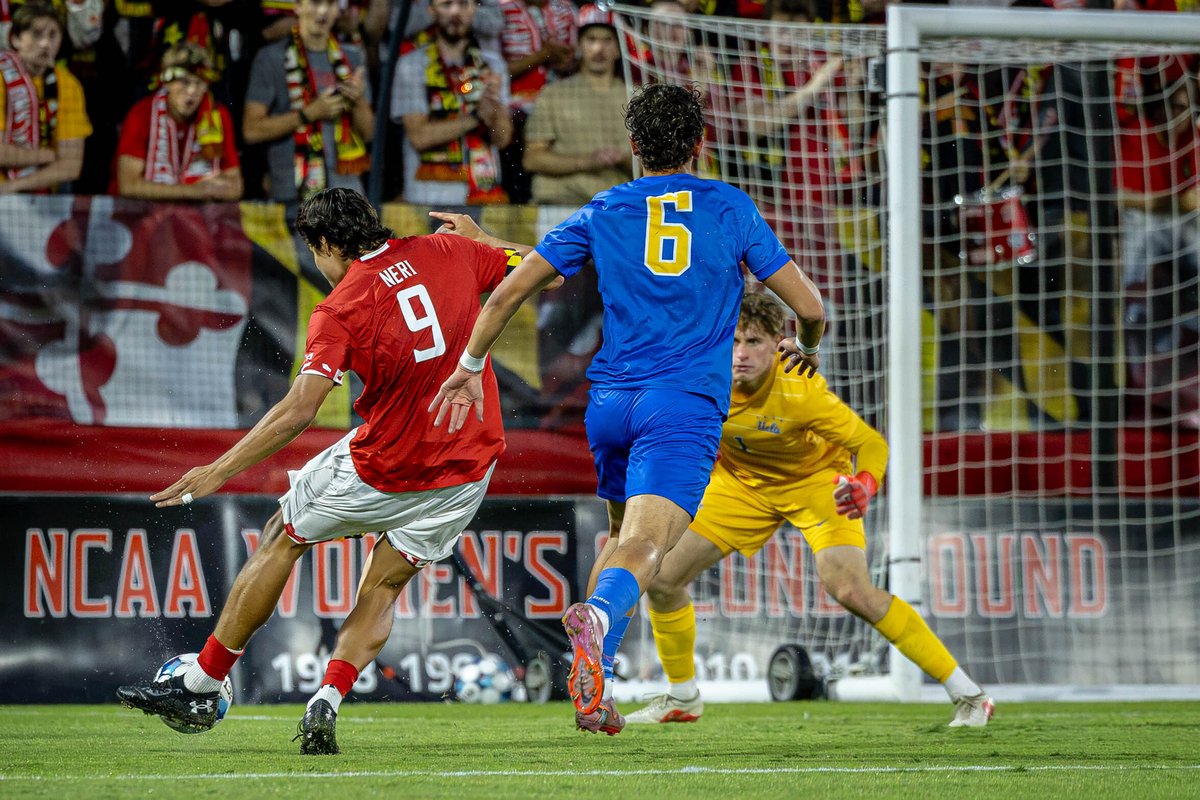 DBKSports's tweet photo. No. 4 Maryland men’s soccer struggles to capitalize on scoring chances, draws 2-2 with UCLA

✍️: @TrevorAGomes 
📸: @NathanVanS_08 

Read here: https://t.co/KLCRAjBQpA https://t.co/3GM4WubSo7