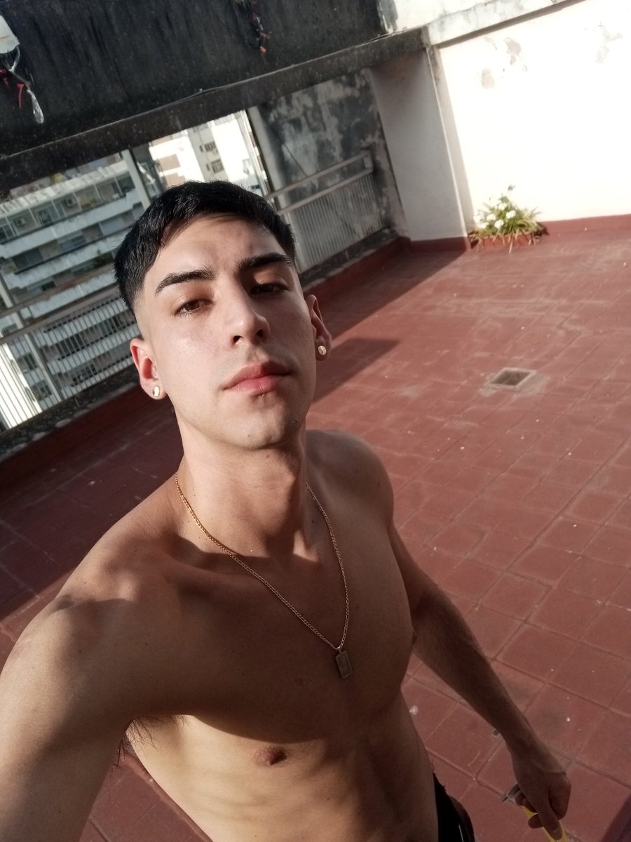 J23cm99's tweet photo. Vendo fotos y videos a 10.000🇦🇷
Telegram: J23cm
Whatsapp: +5493413937972 https://t.co/oZDxOCmsGu