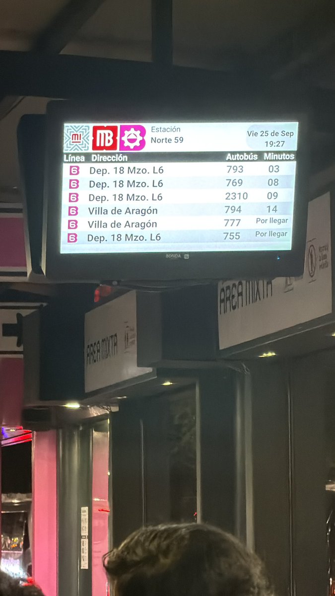 Alewcv's tweet photo. @MetrobusCDMX tu servicio de línea 6 es de lo peor
Ni siquiera está lloviendo para justificarlo https://t.co/JXO6A1Ilpz