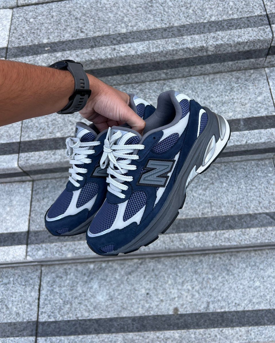 JustFreshKicks's tweet photo. New Balance 2010 'Navy' 🌊

https://t.co/6sdtMStqSL https://t.co/fc2trmWD5T