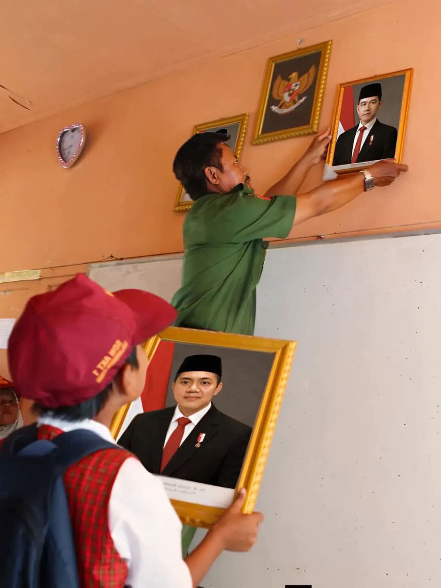 satirnesia's tweet photo. moment yang wni tidak mau. https://t.co/ylwGMMoqe9